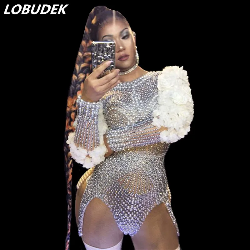 

Female Singer Dancer Bar Concert Costume Silver Sparkly Rhinestones Pearls Petal Sleeve Bodysuit Luxurious Stage Dance Clothes