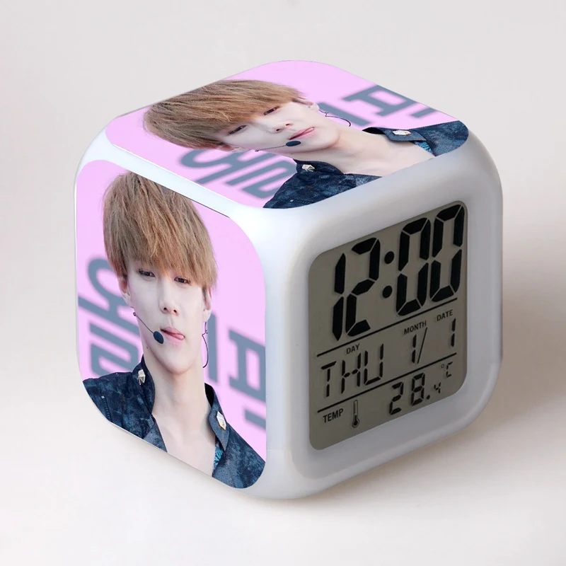 Корейская группа EXO мальчиков Поющая группа reloj despertador Изменение цвета Цифровой wekker reveil 7 цветов флэш детский будильник настольные часы - Цвет: B14