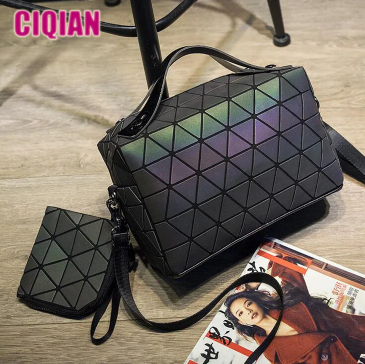 

2019 Fashion women-bags geometric shoulder bag laser Folding crossbody bag Luminous geometry handbags Free Shipping