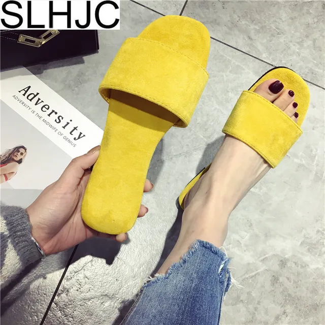 รองเท้าผู้หญิง รองเท้าแฟชั่น คอลเลคชั่นล่าสุด