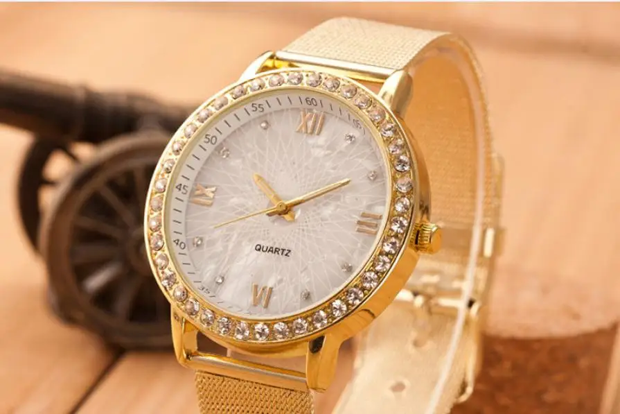 В настоящий момент# N03 женские часы Водонепроницаемый с украшением в виде кристаллов римские цифры Золотой Сетка наручные часы Мужские часы relogio masculino