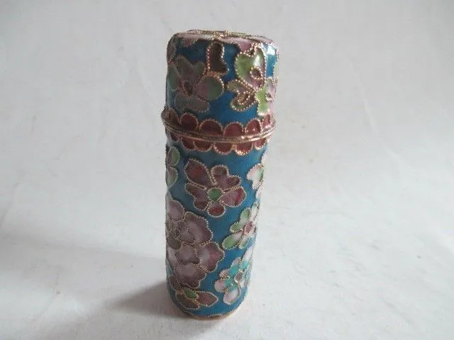 

TNUKK The design and color of the ancient Chinese cloisonne. Toothpick box