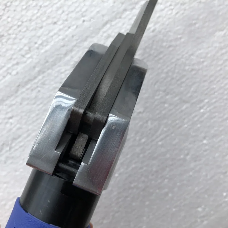 

1*Straight Air Shears+1*Air Inlet Connector Air Pneumatic Power Straight Scissors Cutting Pliers Metal Shears Cutter Tool