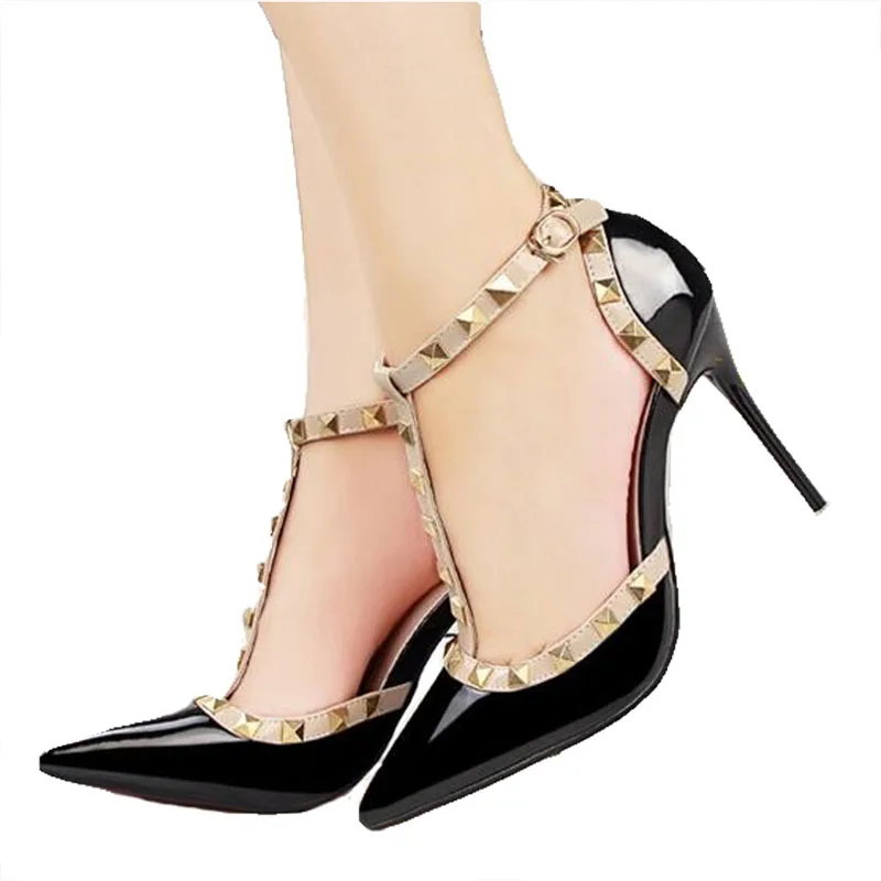 Vente Livraison gratuite chaussures femme 2018 D été Femmes chaussures de mode femme sandales rivet décoration En Métal pu femmes en cuir talons hauts