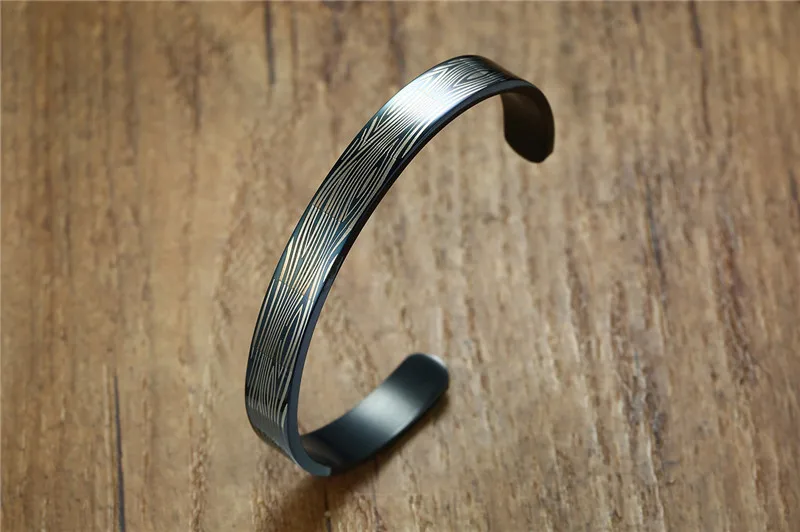 4688392384_1753929213