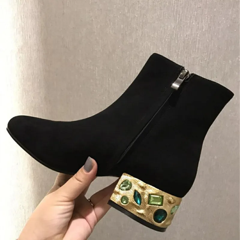 

Suede Metal Gemstone Women Jewel Knight Boots Med Heel Vintage Genuine Leather Motorcycle Brand Street Bottine Black Shoes Woman