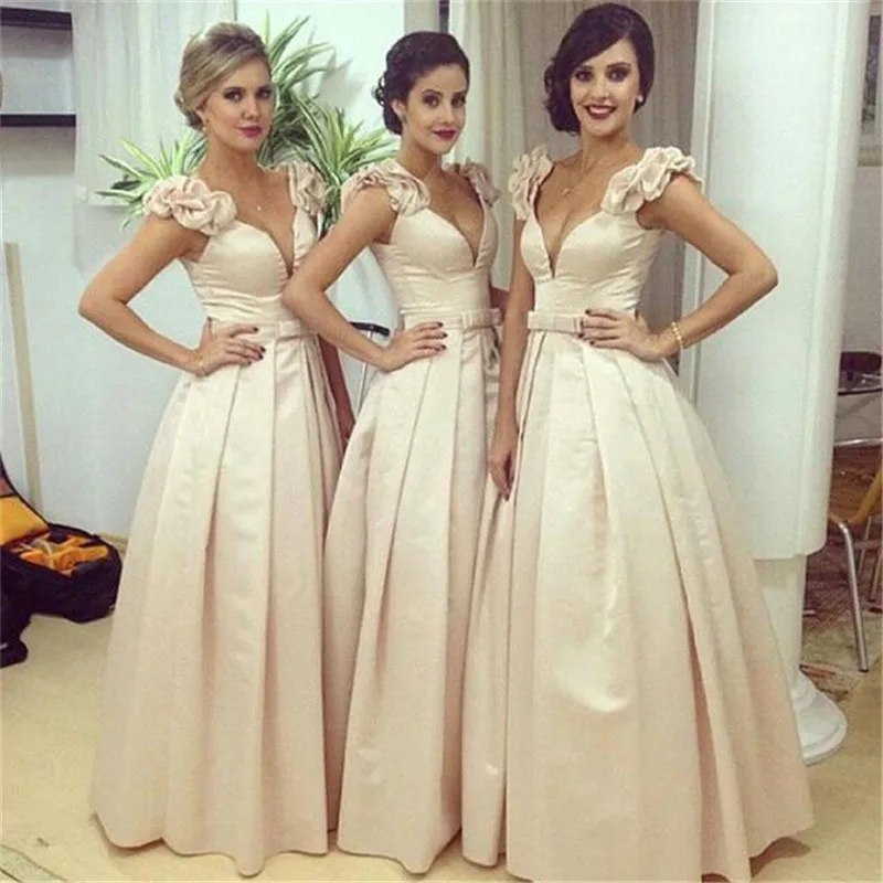 

2019 Arabic Sweetheart Long Bridesmaid Dresses Saudi Dubai Ruched Long Maid of Honor Dress Wedding Party Gowns