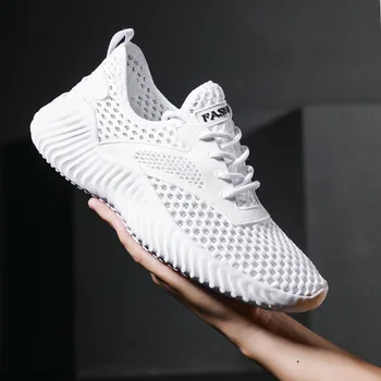 

SUROM Summer New Sneakers Men Breathable Air Mesh Quick Drying Casual Shoes Lightweight Fashion Male Footwear Big size 36-47