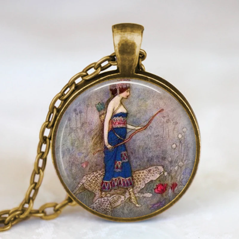 

Art deco strong bowhunting women necklace , archery necklace, women hunting art deco jewelry, bowhunting pendant