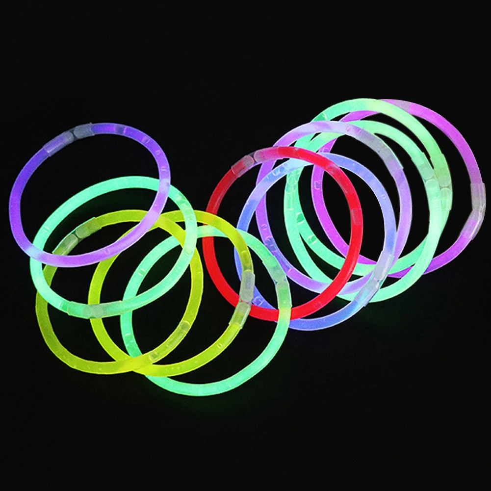 

100 Pcs Christmas Party Neon Glowstick Light Stick Kids Funny Glow Stick Toys Glow in the Dark Fluorescent Bracelet Toy For Kids