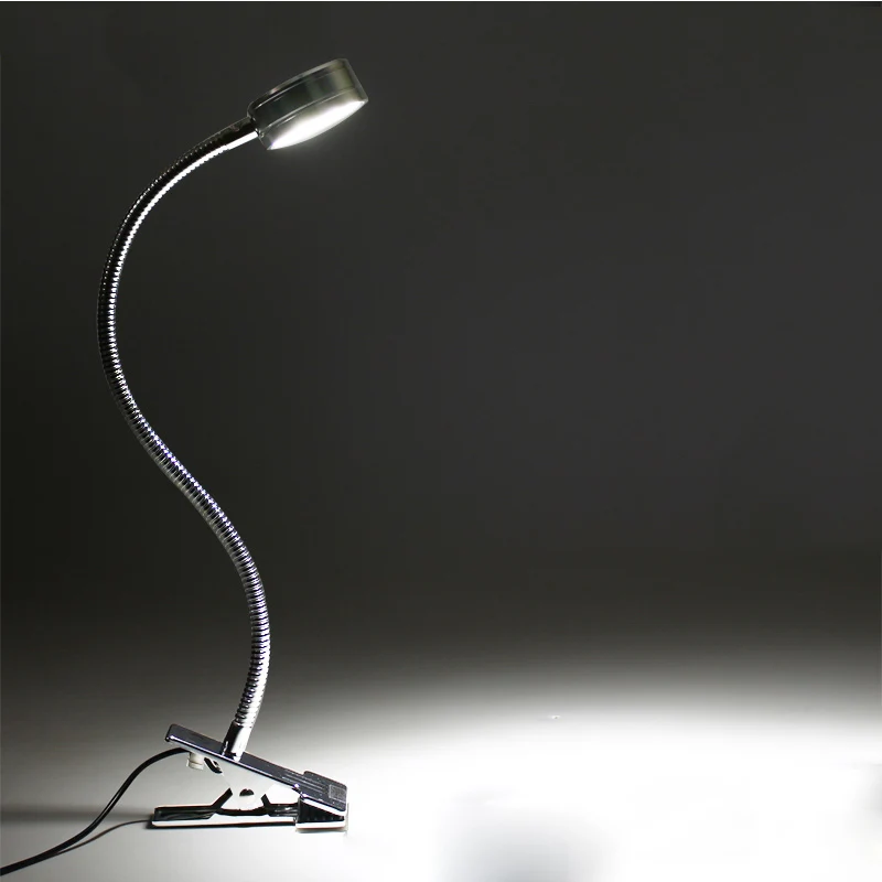 Students learn creative eye lamp led reading dormitory desk lamp
