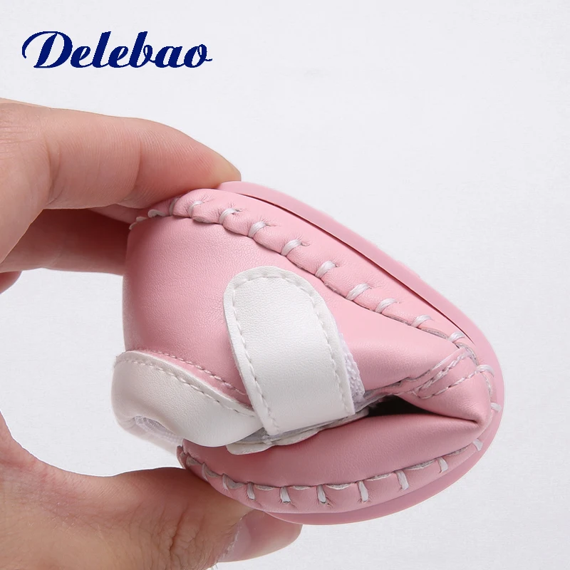 Delebao 2018 Autumn New Design Baby Shoes Soft Sole Pu Material Hook & Loop Toddler Shoes Unique Butterfly-knot First Walkers