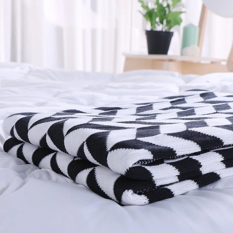 Checkerboard Plaid Knitted Blanket Black White Leg Tummy Throw Blankets