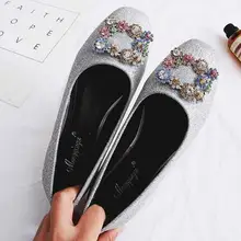 Плюс размер 34–43 женские весенние слипоны Туфли без каблуков женские лоферы обувь на плоской подошве со стразами Стразы с пряжкой; квадратный носок; роскошные свадебные туфли