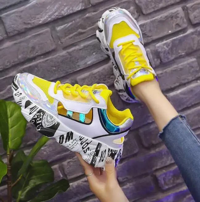 

2019 New Fashion Graffiti Sneakers Women New Women Vulcanize Shoes Platform Breathable Women Flats Female Chunky Sneakers T258