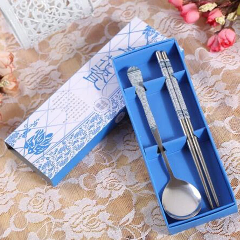 

2pcs Dinnerware set Chopsticks Spoon with Case Non-Slip Chinese Style Stainless Steel Tableware Exquisite Gift Dropshipping