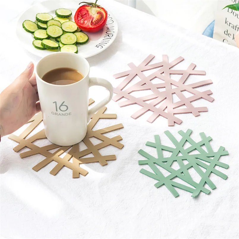 Solid Color Table Mat