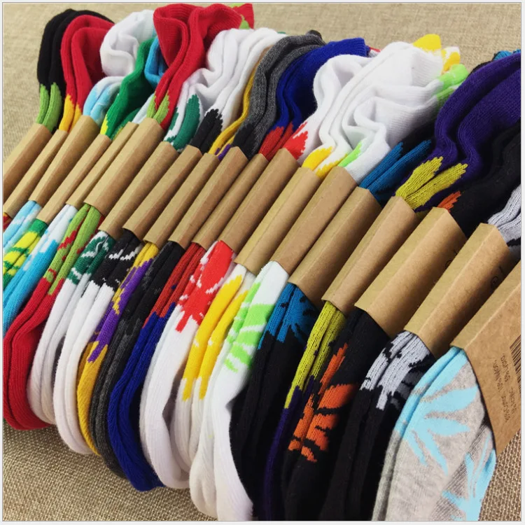 الأزياء المتناثرة للجنسين الهيب هوب الشارع الأزياء الاعشاب الجوارب مضحك لوح التزلج القنب الجوارب الكاحل عالية سعيد الجوارب