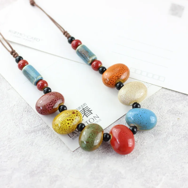 Богемное керамическое бисерное ожерелье для женщин, разноцветное дизайнерское ожерелье в форме конфет с длинной веревкой и узлом, классическое черное ожерелье с шармом из бисера