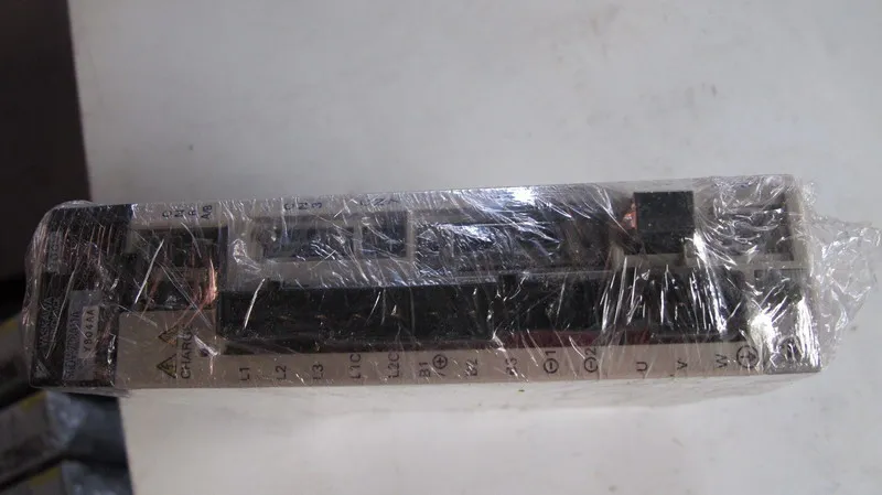 

Used servo drive SGDV-2R8A11A 804A Almost new