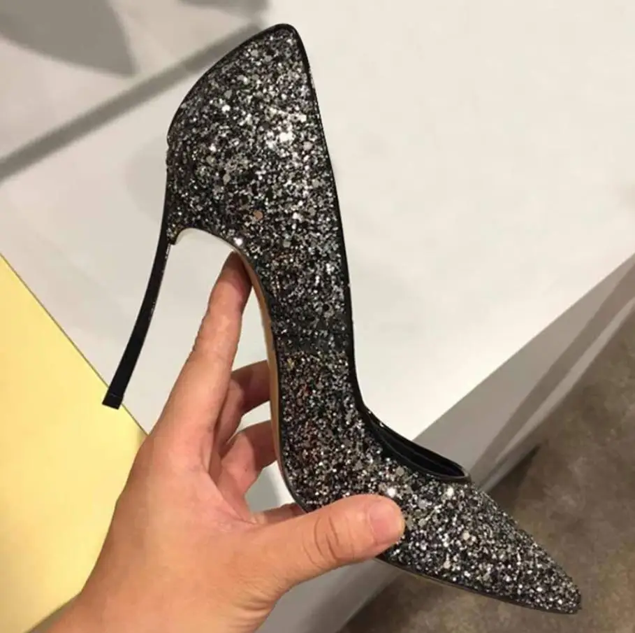 

For spring and fall 2019, the new sequinned, low-cut, pointy crystal fashion versatile high-heeled women's shoes