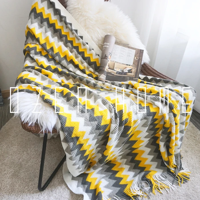 Prismatic Stripe Knitting Blanket Sofa Cover Decoration Carpet Cover Tailstock Yellow Blue Blanket