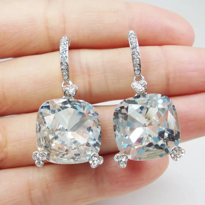 

Beautiful Clear Austria Crystal Dangle Earrings Bride Square Style Jewelry