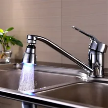360 градусов вращения 7 Цвет RGB Красочный Светодиодные Воды Душ 32*24 мм Опрыскивание Руководитель Кран Аэратор Ванной Bathware