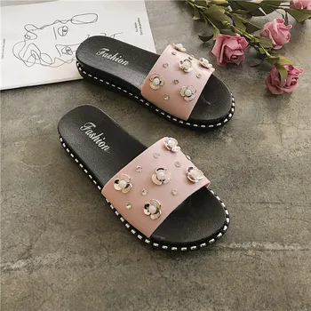 

Women Crystal Flat Summer Slippers Ladies Flower Pearl Slip On Casual Shoes Female Fashion Footwear 569