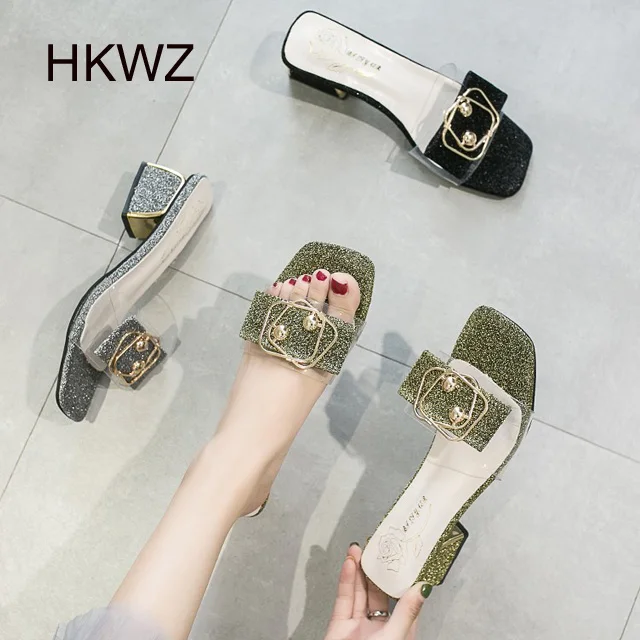

Women's slippers thick with 5cm transparent metal buckle wearing a word drag 2019 brand new fashion shallow mouth women's sandal