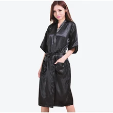 Шелковые атласные однотонные женские длинные халаты с коротким рукавом и поясом, женские ночные рубашки, весенние летние модные женские халаты размера плюс