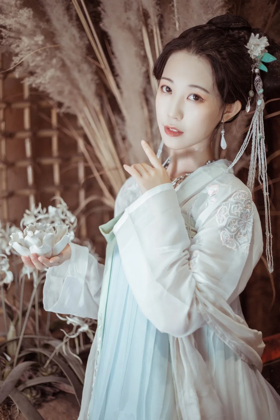 Китайский Hanfu костюм для восточных танцев, традиционная Женская одежда династии Тан, Мужская древняя народная одежда, женское сценическое платье DC1132