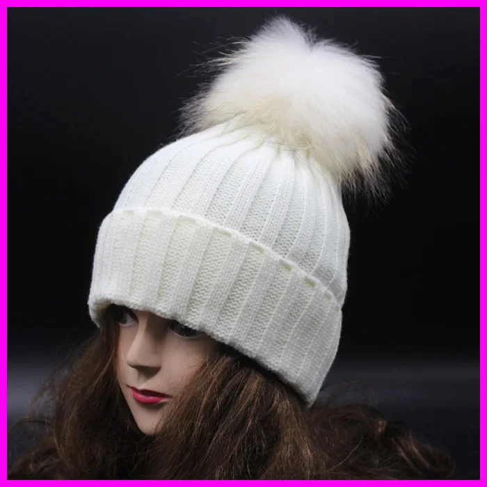 Зимняя вязаная шапочка шапки с меховым помпоном для женщин настоящий Енот окрашенный цвет меховая шапка вязаная шапка