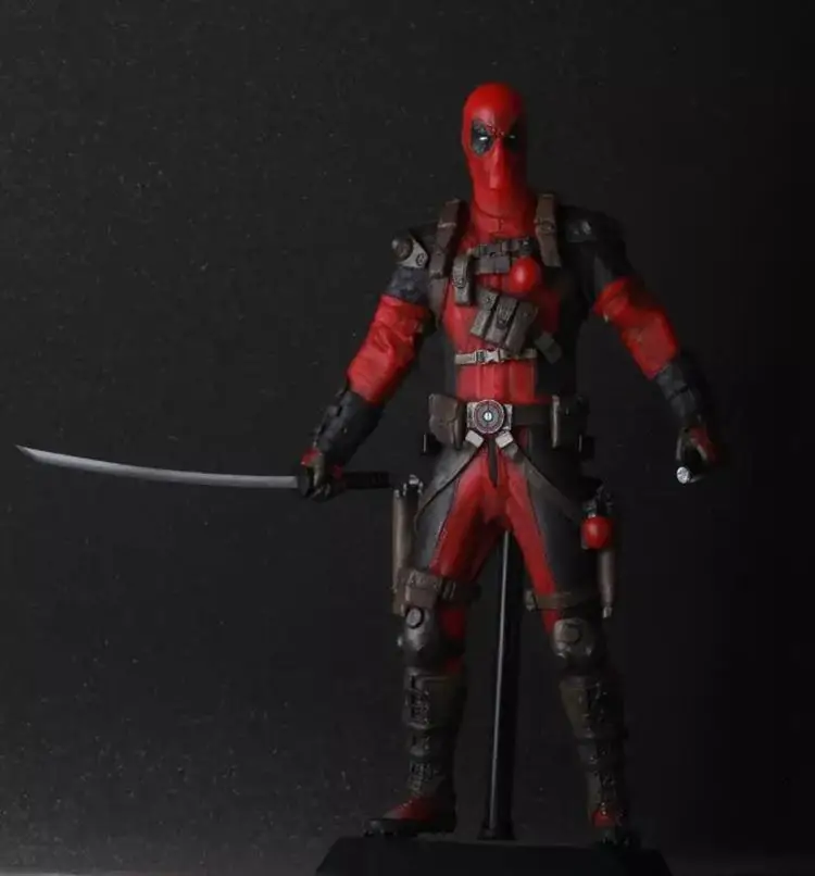 

Crazy Toys Deadpool PVC Action Figure Collectible Model Toy 12" 30cm red / sliver