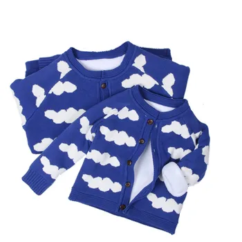 

2017 Baby Girls Boys Sweater Cardigans Knitted Clouds Blue Sweaters Mother Baby Family Clothes Autumn Winter Fur Knitting Tops
