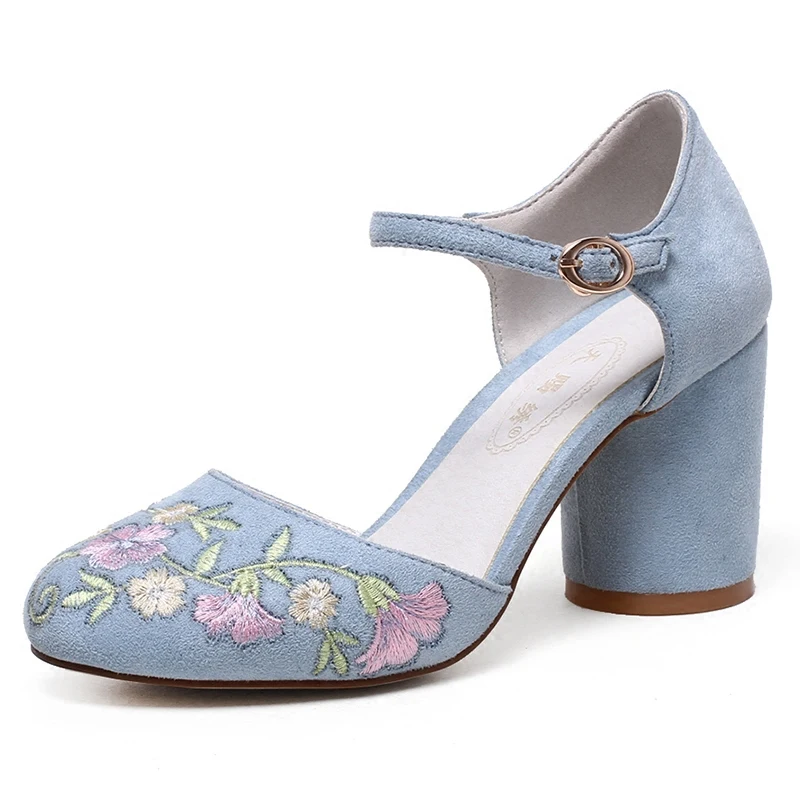 

2018 Women's Shoes Suede Comfortable Embroidered Shoes Spring And Summer Sandals Hollow High-heeled Shoes National Wind