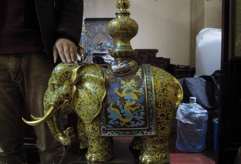 Royal Palace Pure Bronze Copper 24K Gold Gilt Lucky Dragon Elephant Vase Statue | Дом и сад
