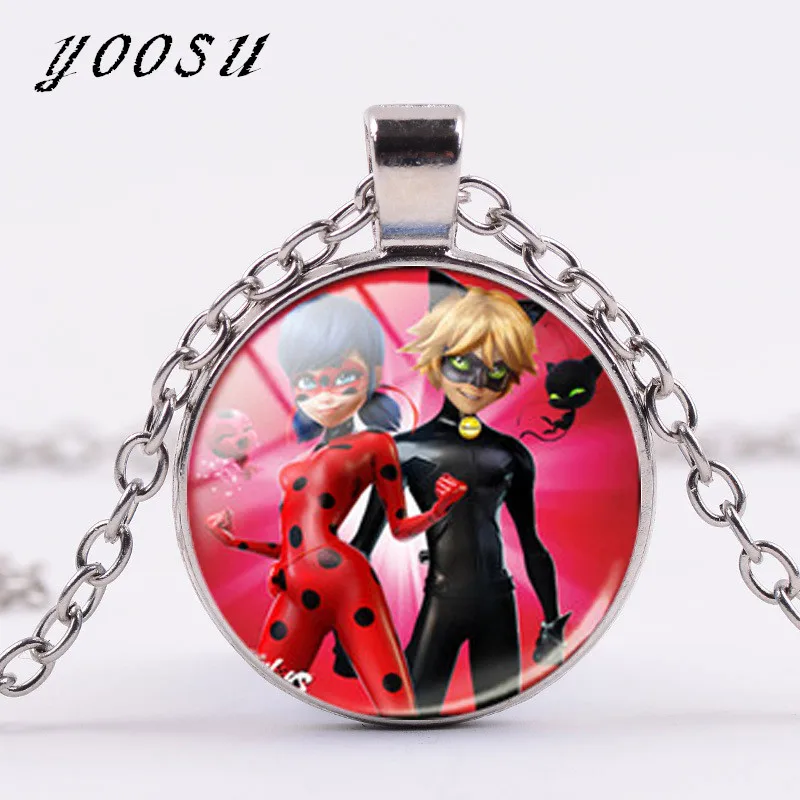 

Hot! Fashion Cartoon Ladybug Pendant Necklace Jewelry Glass Dome Long Chain Necklace For Children