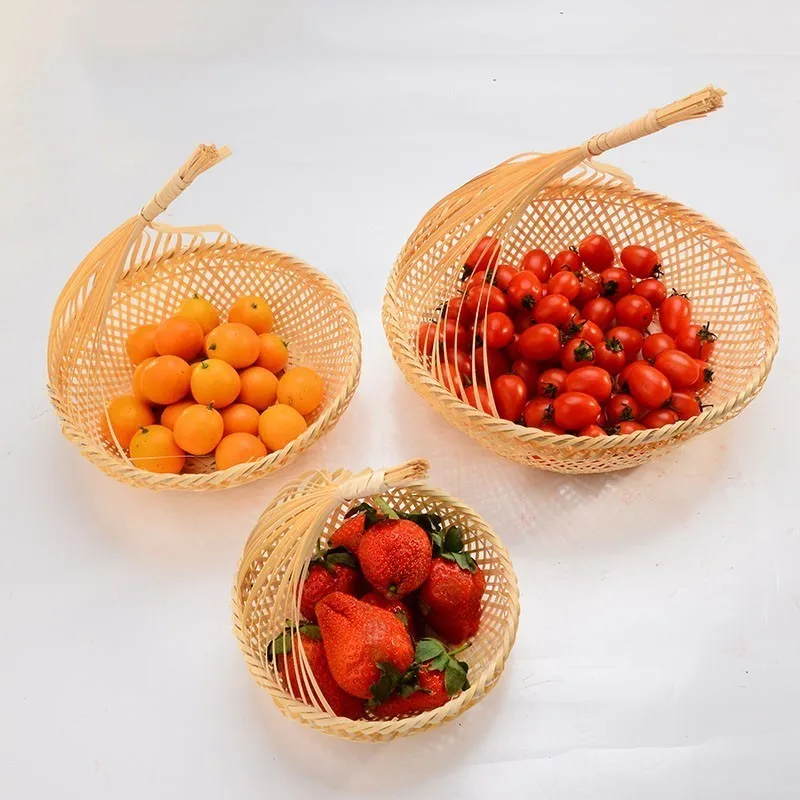 

Creative Handmade Bamboo Weaving Wicker Basket With Handle Storage Containers For Fruit Food Bread Kitchenware Decoration Rattan