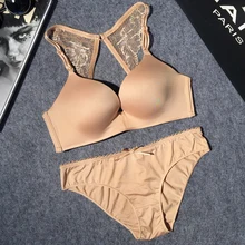 Новинка, сексуальный тонкий белый кружевной комплект с бюстгальтером, блестящий бесшовный комплект нижнего белья для молодых девушек