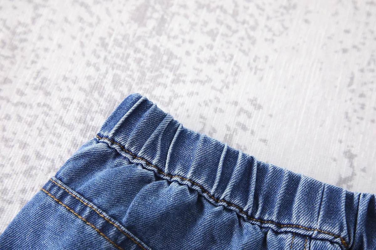 Комплект детской летней Джинсовые шорты новые детские джинсы для мальчиков детские штаны в Костюмы для маленьких девочек Повседневное дикие ковбойские шорты детские брюки для девочек