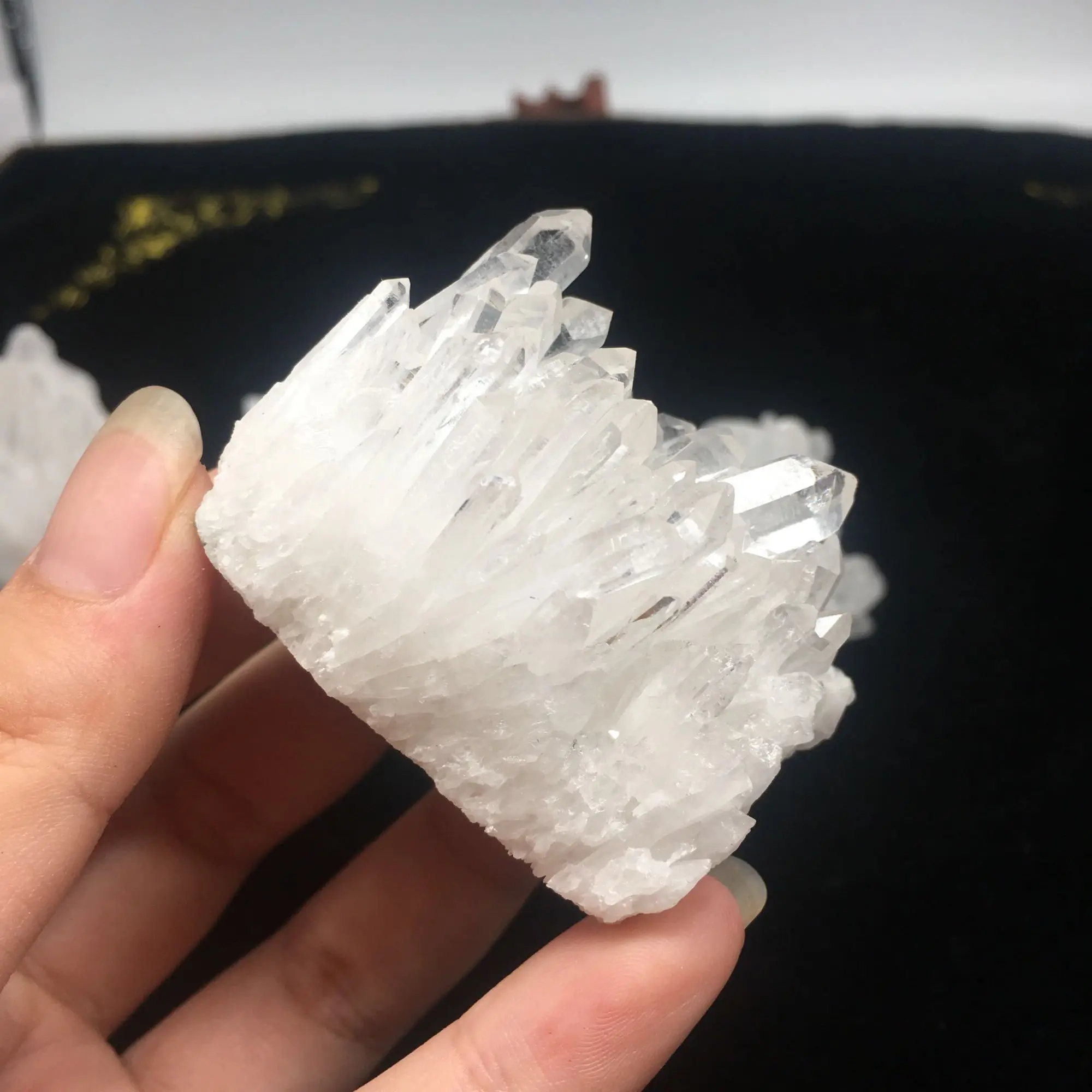 Quartz crystal cluster 4