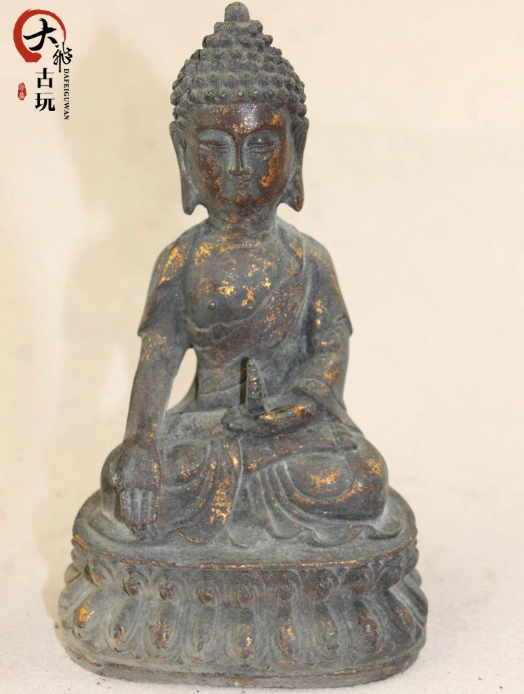 

China old bronze Collections from the countryside Buddha statue