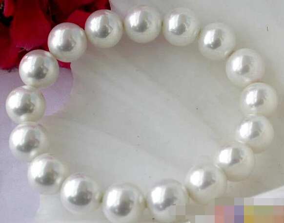 

01388 WHITE SOUTH SEA PEARL BRACELET BANGLE