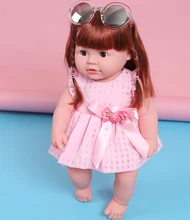 Muñeca Pelirroja con Vestido y Gafas de Sol