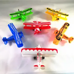 Бесплатная доставка Мини 12x новые пластиковые красочные 6 моделей Ассорти откат самолетов Самолеты игрушки для детей вечерние выступает