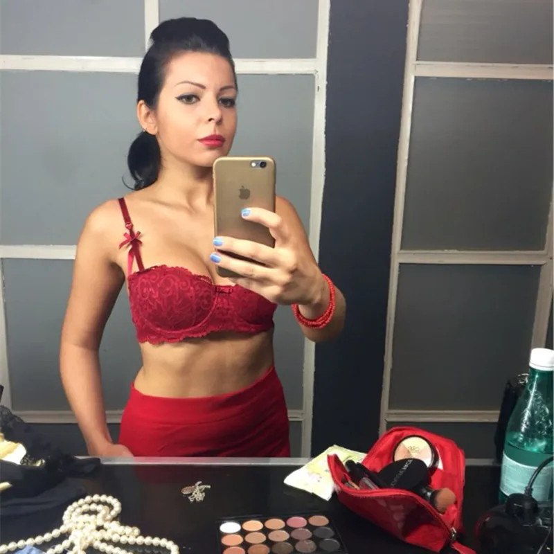 Plus Size Women Sexy Lingerie Set Embroidery Half Cup Bra Set Intimates Thin Temptation Black White Bra And Panty With Garters Plus Size Women Sexy Lingerie Set Embroidery Half Cup Bra Set Intimates Thin Temptation Black White Bra And Panty With Garters