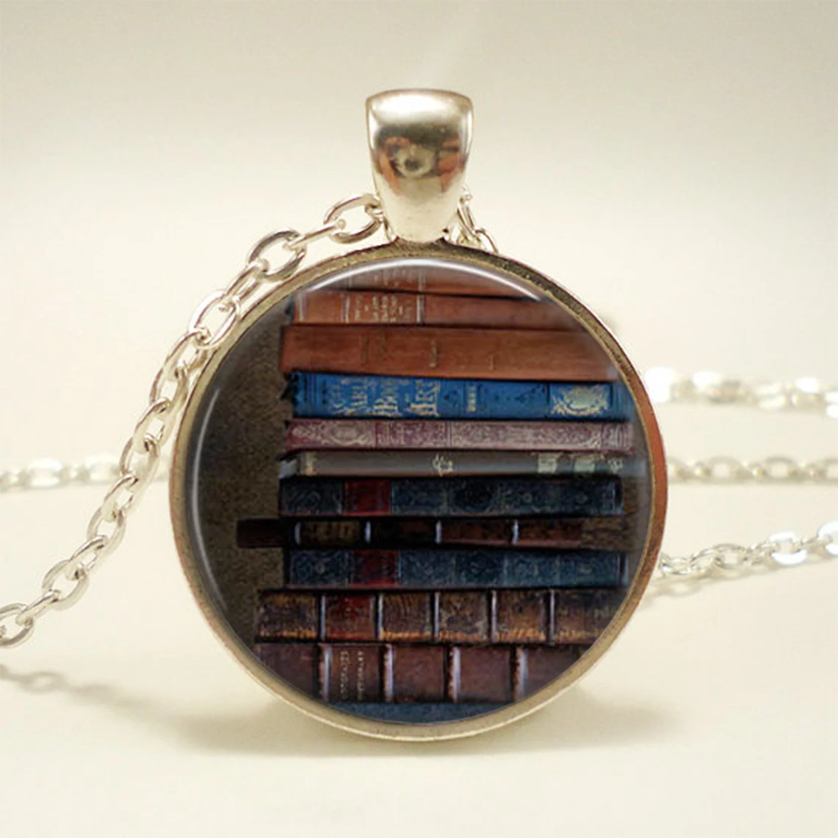 New Fashion Necklace Glass Dome Vintage Library and Books Pendants Necklace For Students Teachers And Librarians Necklace