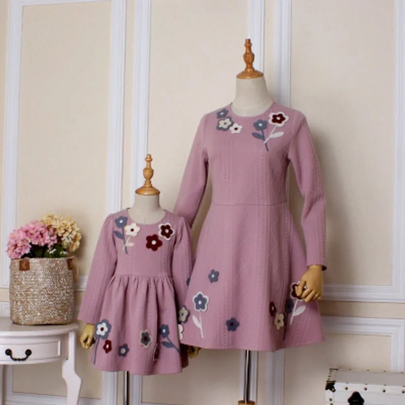 2018 Brand New Children clothes women girls family matching clothing family look mother daughter mom & baby lady cute dresses