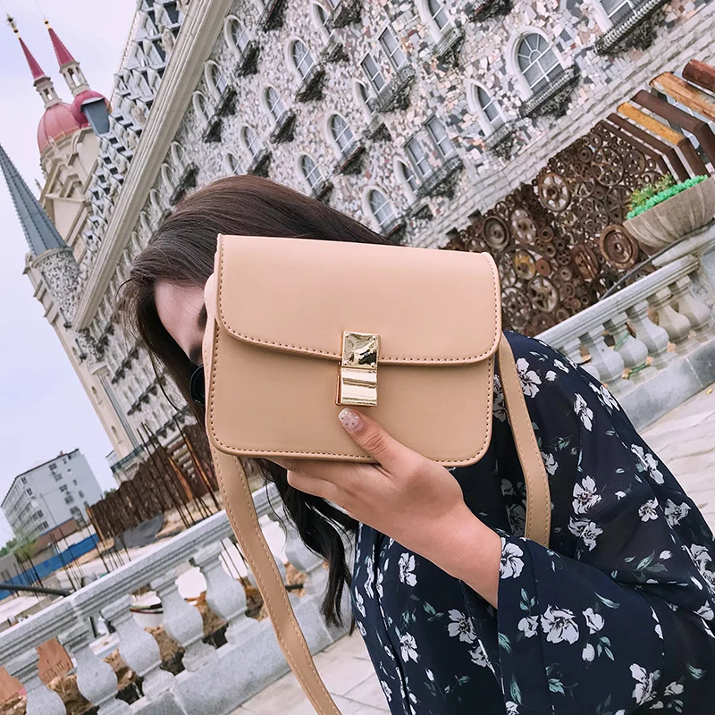 

BENVICHED Ladies' Summer bag 2019 new Korean version pure color box tofu bag lock small square bag single shoulder bag c187